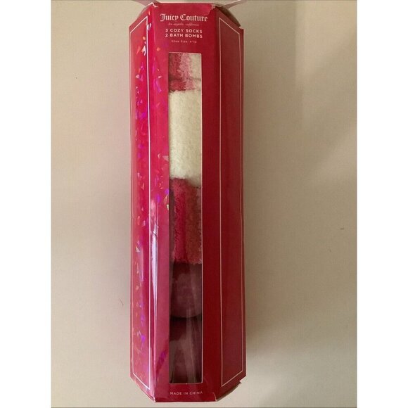 Juicy Couture Gift Set Includes 3 Cozy Socks & 2 Bath Bombs  - New In Box - Picture 5 of 8